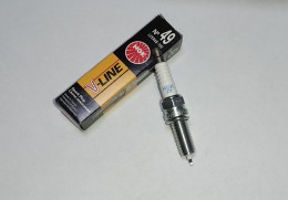 свеча зажигания AVANTA MD 1.6RER8MC/LZKR6B-10E /CEED 2010-/CERATO NEW/Солярис LZKR6B-10E - фото 1