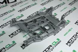 Крышка блока цилиндров Sorento/Grand Starex/Starex/H-1 низ (плита) D4CB - фото 1