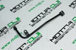 Трубка системы охлаждения - фото 1