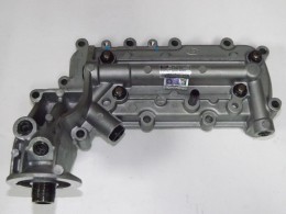 Радиатор охлаждения масла (маслоохладитель) D4CB Starex/H-1 -2007/Sorento -2009 (Соренто/Старекс) на двигателе - фото 1