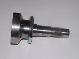 фланец в раздатке перед. кардана Хундай Терракан - фото 1