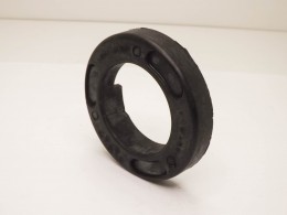 прокладка передней пружины верхней - фото 1