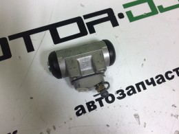 Цилиндр тормозной задний левый  Trajet - фото 1