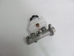 цилиндр тормозной главный Хундай Акцент 00- без АБС - фото 1