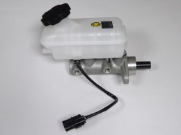 Цилиндр тормозной главный (ГТЦ)  Starex/H-1 (Старекс) 2001-2007 - фото 1