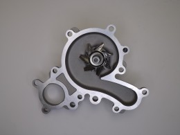 Насос воды 3UR-FE Toyota Land Cruiser Sequoia Tundra - фото 3
