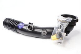 Патрубок интеркуллера BMW 535i, X5, X6 2009-2017 - фото 1