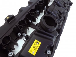 Крышка клапанная BMW N54 135i 335xi 535i ( X6 / xDrive ) / 740i (Li) Z4 - фото 6