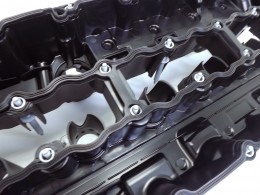 Крышка клапанная BMW N54 135i 335xi 535i ( X6 / xDrive ) / 740i (Li) Z4 - фото 10