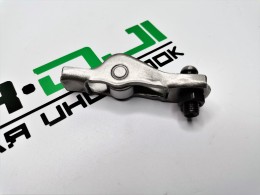 Рокер (коромысло клапана) 4D56-U Mitsubishi L200/Pajero 2.5 CRDi - фото 1