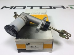 Главный цилиндр сцепления Mitsubishi Pajero/Delica/L300/L400 (Митсубиси Паджеро) - фото 1