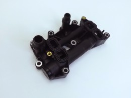 Корпус термостата с термостатом BMW 1-Series F20 F21 BMW 2-Series F22 F23 F87 BMW 3-Series Gran Turismo F34 BMW 3-Series E90 E91 E92 E93 F30 F31 F80 BMW 4-Series F32 F33 F36 F82 BMW 5-Series Gran Turismo F07 BMW 5-Series F10 F11 BMW 6-Series F06 F12 F13 BMW 7-Series F01 F02 BMW X1 E84 BMW X3 F25 BMW X4 F26 BMW X5 E70 F15 F85 BMW X6 E71 F16 F86 - фото 3