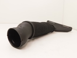 Патрубок воздушный левый MB S63 AMG, S500, S500 Maybach - фото 1