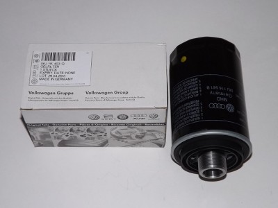 Фильтр масла Skoda Oktavia 2.0 - фото №1