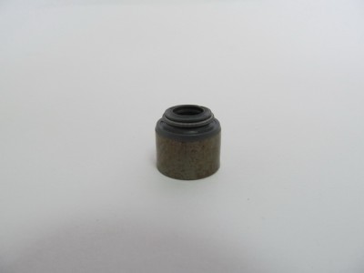 колпачок маслосъёмный 4D56 / 2,0 SOHC / 3,0 SOHC / D4BB (N/A) - фото №1