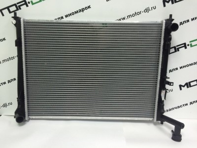 Радиатор двигателя  Elantra HD J4 (Элантра 4)/i30 с МКПП - фото №1