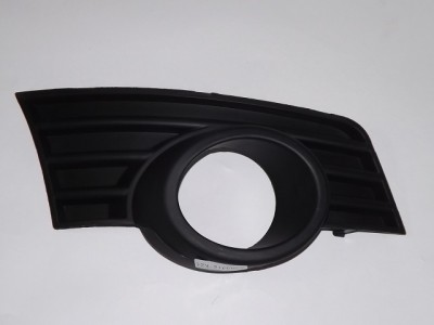 Рамка (накладка) противотуманной фары Great Wall Hover H3 правая - фото №1