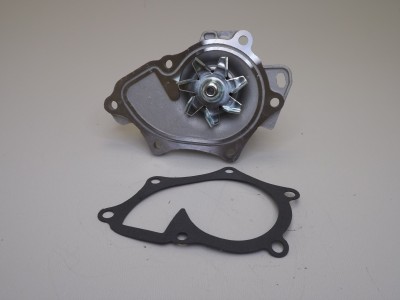 Насос водяной 1AZ-FE 2AZ-FE Toyota Alphard Avensis Caldina Camry Estima Gaia Harruer Highlander... - фото №1