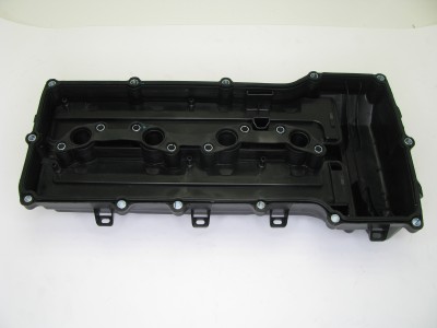 Клапанная крышка 1TR-FE 2TR-FE Toyota 4Runner Coaster Fortuner Hiace Hilux Land Cruiser... - фото №1